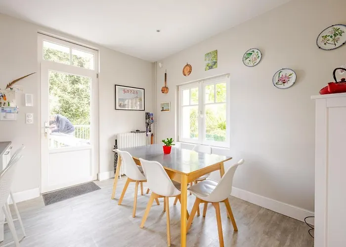 Villa Parc De 250 M *